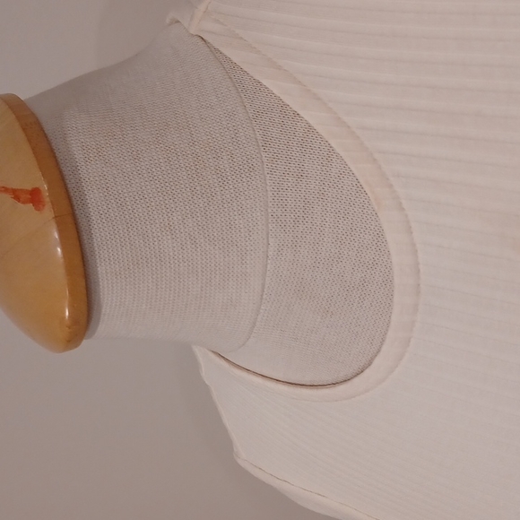 Juicy Couture Pebble Ribbed Tee NEW- Sz. Med - Picture 3 of 10